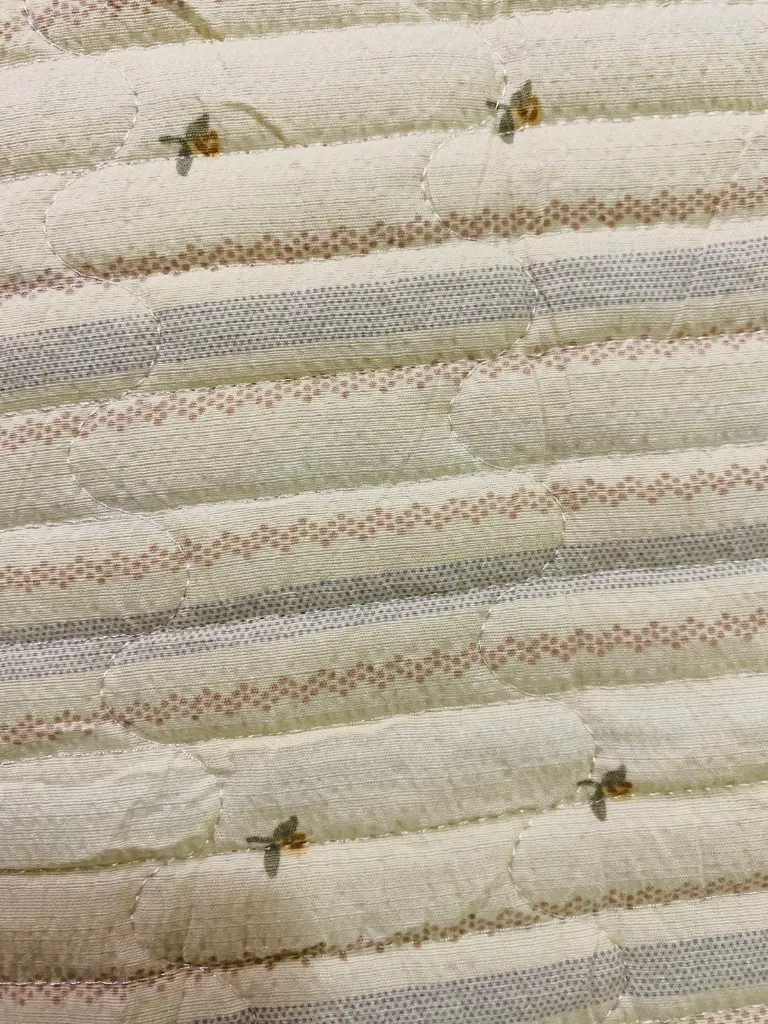 Pinterest - Style_RibbedCotton_BeigeBase_6_BrownFlowers.webp