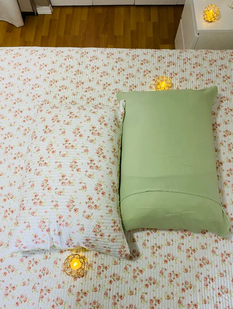 4. Pinterest Inspired Cotton Bedcover Shade-Peach&Green.webp