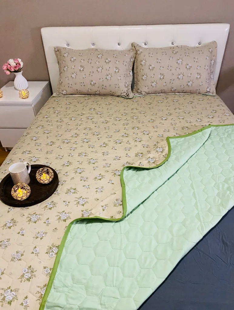 Quilted English Floral Bedcovers_4_BrownShade.webp