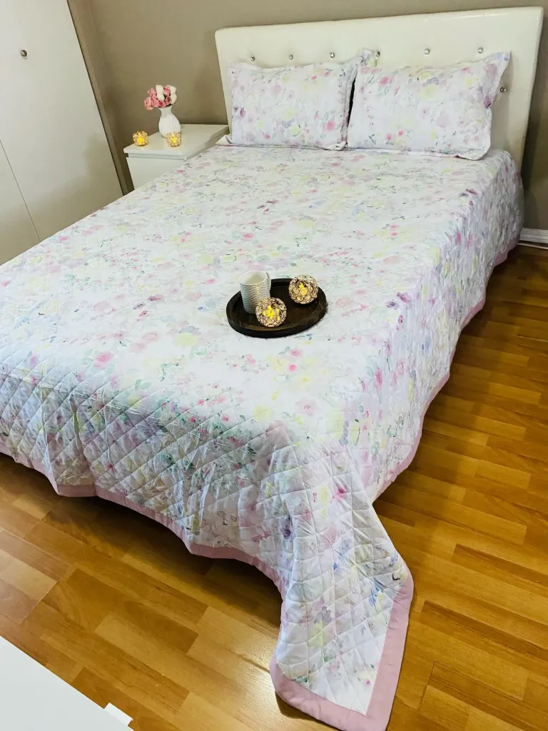 Reversible Quilted Bedcover In Yellow & Pink Flowers style