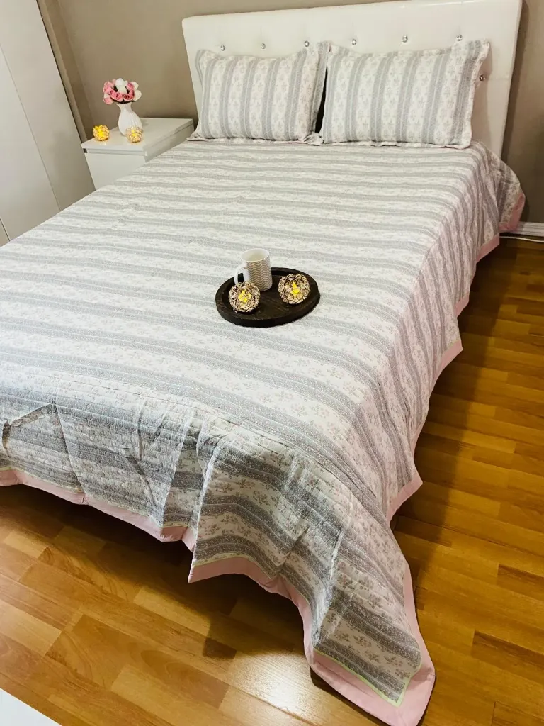 Ribbed Cotton Pink shade With Green Flowers Style